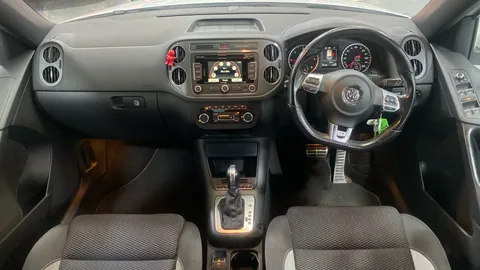 VOLKSWAGEN TIGUAN 2.0 TDi BlueMotion Tech R-Line DSG