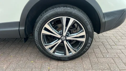 Nissan Qashqai 1.5 dCi N-Connecta 5dr
