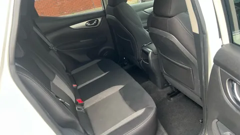 Nissan Qashqai 1.5 dCi N-Connecta 5dr