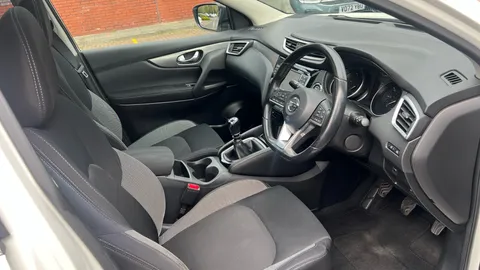 Nissan Qashqai 1.5 dCi N-Connecta 5dr