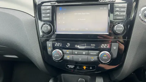 Nissan Qashqai 1.5 dCi N-Connecta 5dr