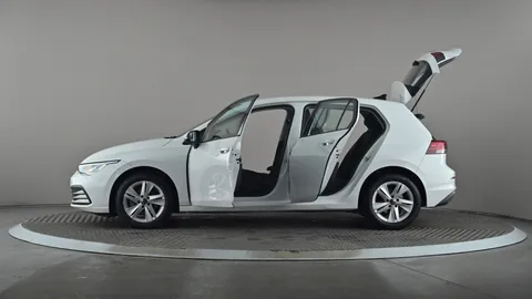 Volkswagen Golf 1.0 TSI Life