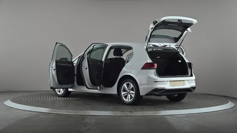 Volkswagen Golf 1.0 TSI Life