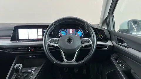 Volkswagen Golf 1.0 TSI Life