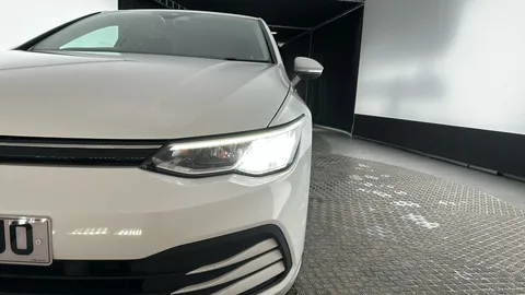 Volkswagen Golf 1.0 TSI Life