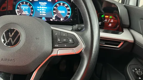 Volkswagen Golf 1.0 TSI Life