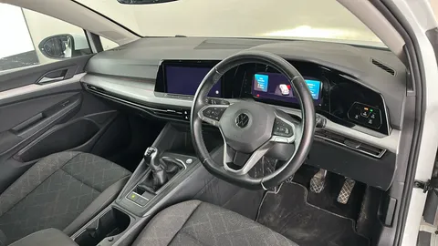 Volkswagen Golf 1.0 TSI Life