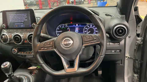 NISSAN JUKE 1.0 DiG-T 114 N-Connecta