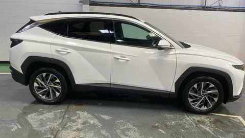 HYUNDAI TUCSON 1.6 TGDi Premium 2WD