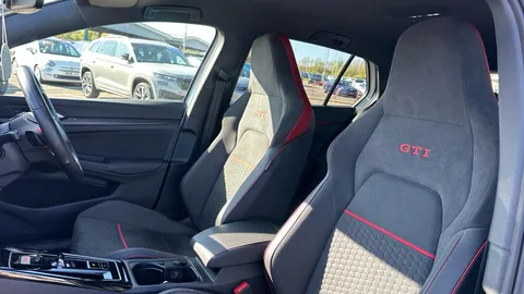 Volkswagen Golf 2.0 TSI 300 GTI Clubsport DSG