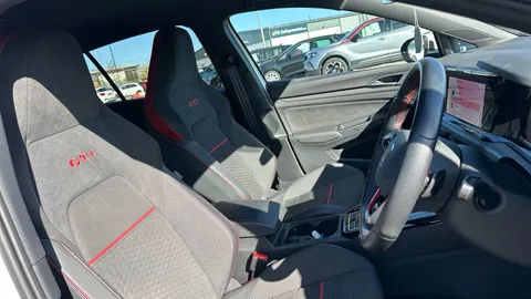 Volkswagen Golf 2.0 TSI 300 GTI Clubsport DSG