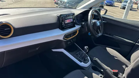 SEAT Arona 1.0 TSI SE 5dr