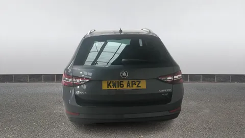 SKODA SUPERB 2.0 TDI CR Laurin + Klement 4X4