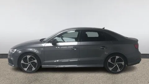 AUDI A3 35 TFSI Black Edition S Tronic