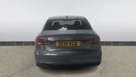 AUDI A3 35 TFSI Black Edition S Tronic