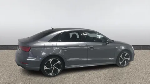 AUDI A3 35 TFSI Black Edition S Tronic