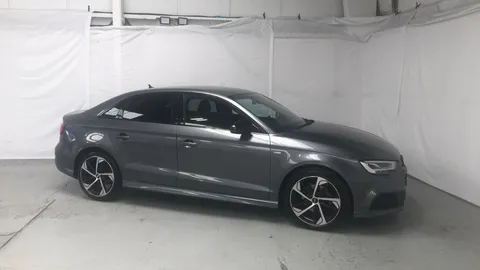 AUDI A3 35 TFSI Black Edition S Tronic