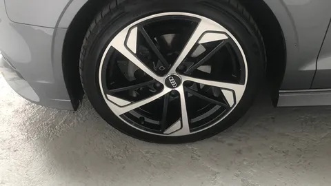 AUDI A3 35 TFSI Black Edition S Tronic