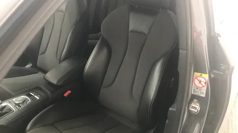 AUDI A3 35 TFSI Black Edition S Tronic