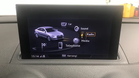 AUDI A3 35 TFSI Black Edition S Tronic