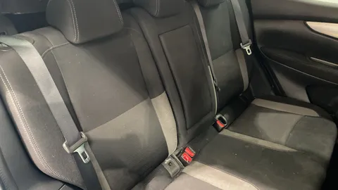 NISSAN QASHQAI 1.2 DiG-T N-Connecta