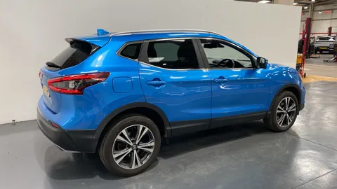 NISSAN QASHQAI 1.2 DiG-T N-Connecta