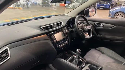 NISSAN QASHQAI 1.2 DiG-T N-Connecta