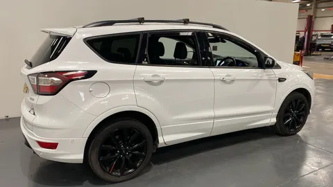 FORD KUGA 1.5 EcoBoost ST-Line 2WD