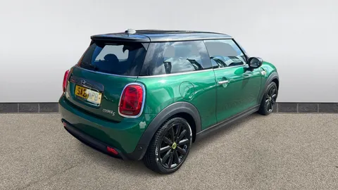 MINI HATCHBACK 135kW Cooper S Level 3 33kWh Auto