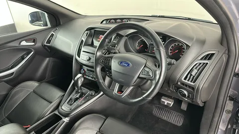 FORD FOCUS 2.0 TDCi 185 ST-3 Powershift