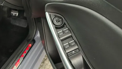FORD FOCUS 2.0 TDCi 185 ST-3 Powershift