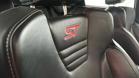 FORD FOCUS 2.0 TDCi 185 ST-3 Powershift