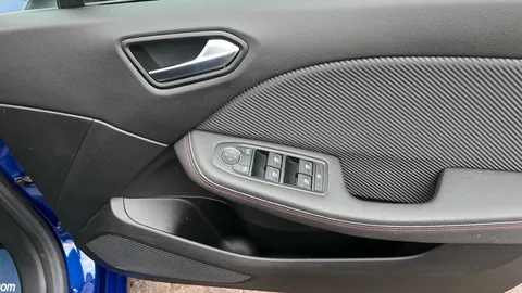 RENAULT CLIO 1.0 TCe 90 RS Line