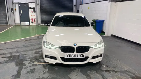 BMW 3 SERIES 320i M Sport Shadow Edition Step Auto