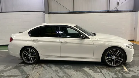 BMW 3 SERIES 320i M Sport Shadow Edition Step Auto