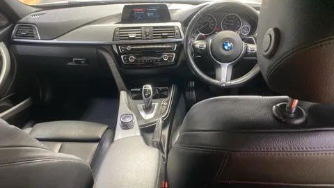 BMW 3 SERIES 320i M Sport Shadow Edition Step Auto