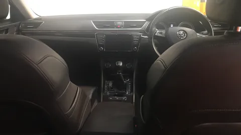 SKODA SUPERB 2.0 TDI CR Laurin + Klement 4X4