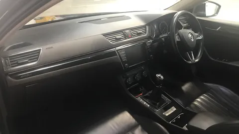 SKODA SUPERB 2.0 TDI CR Laurin + Klement 4X4