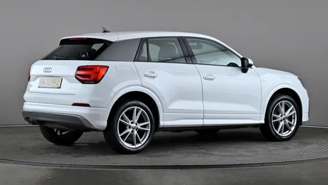 AUDI Q2 35 TFSI S Line S Tronic