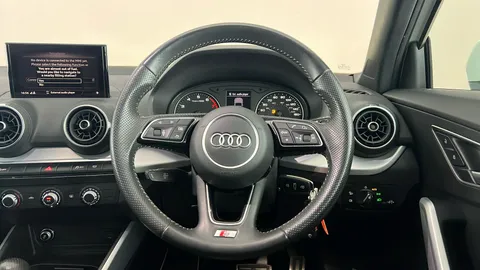 AUDI Q2 35 TFSI S Line S Tronic