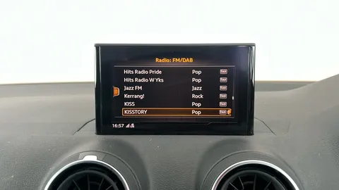 AUDI Q2 35 TFSI S Line S Tronic