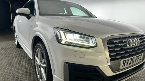AUDI Q2 35 TFSI S Line S Tronic