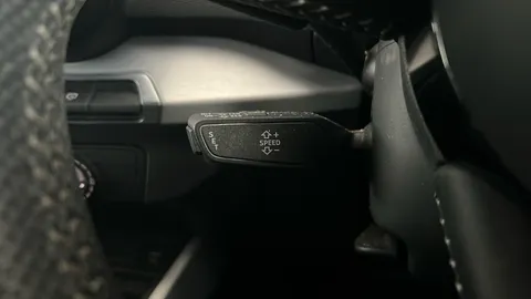 AUDI Q2 35 TFSI S Line S Tronic