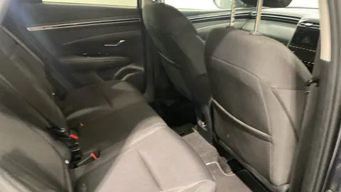 HYUNDAI TUCSON 1.6 TGDi SE Connect 2WD