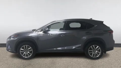 LEXUS NX 300h 2.5 CVT [Premium Pack]