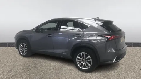 LEXUS NX 300h 2.5 CVT [Premium Pack]