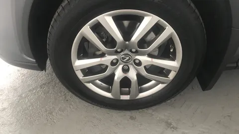 LEXUS NX 300h 2.5 CVT [Premium Pack]