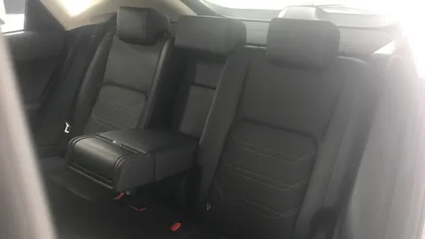 LEXUS NX 300h 2.5 CVT [Premium Pack]