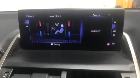 LEXUS NX 300h 2.5 CVT [Premium Pack]