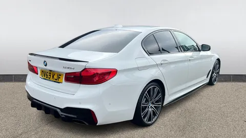 BMW 5 Series 530d xDrive M Sport Auto [Plus Pack]